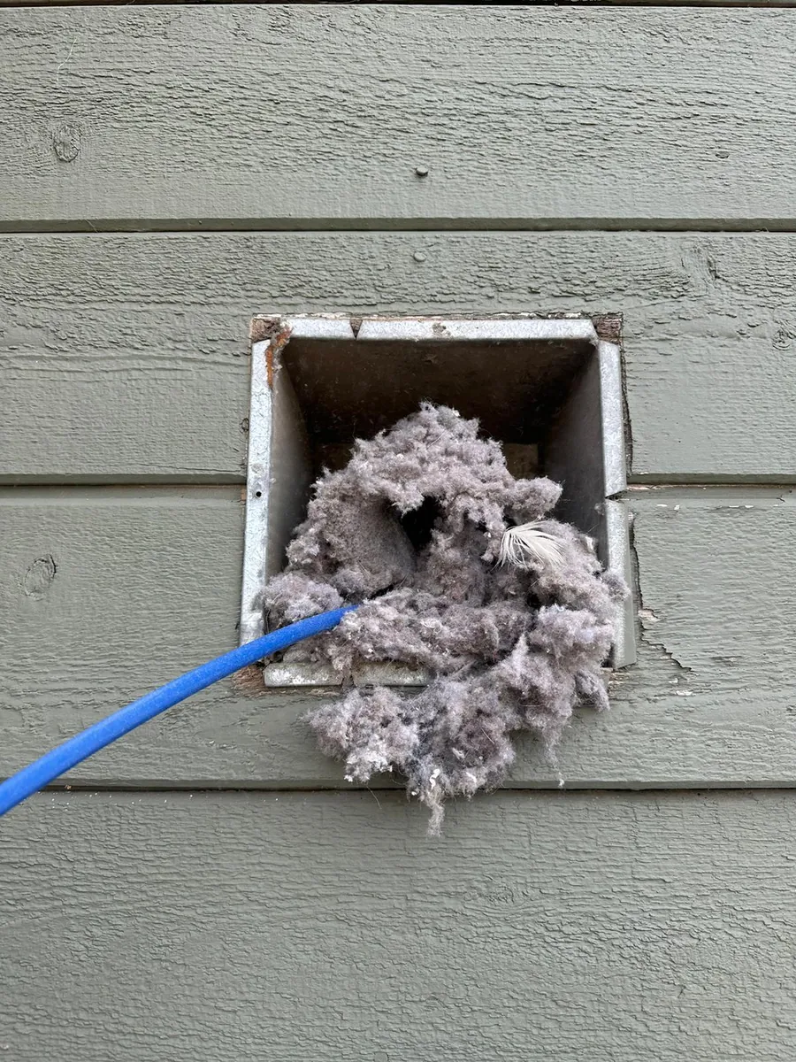 Dirty air duct before cleaning